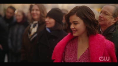 katy_keene_s01e01_1080p_web_h264-xlf_2283.jpg