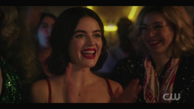 katy_keene_s01e01_1080p_web_h264-xlf_2374.jpg