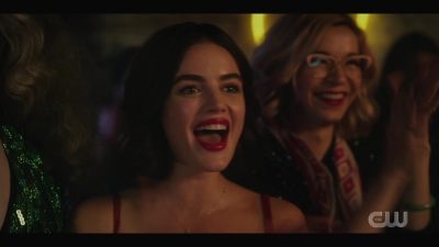 katy_keene_s01e01_1080p_web_h264-xlf_2375.jpg