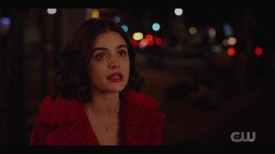 katy_keene_s01e01_1080p_web_h264-xlf_2456.jpg