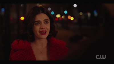 katy_keene_s01e01_1080p_web_h264-xlf_2462.jpg