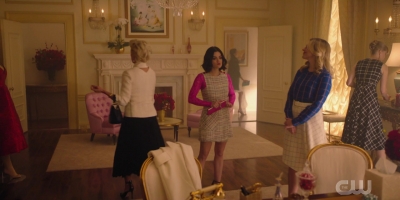 katy_keene_s01e03_1080p_webrip_x264-xlf_0310.jpg