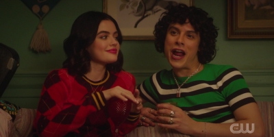 katy_keene_s01e03_1080p_webrip_x264-xlf_0448.jpg
