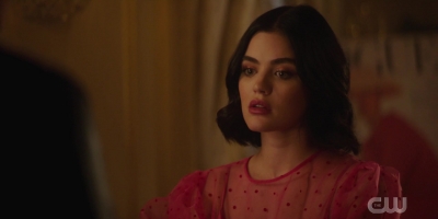 katy_keene_s01e03_1080p_webrip_x264-xlf_1622.jpg
