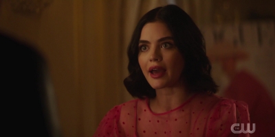 katy_keene_s01e03_1080p_webrip_x264-xlf_1628.jpg
