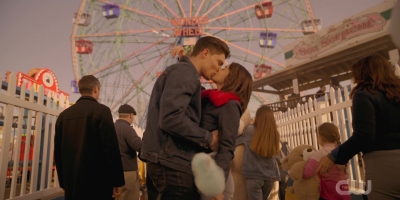 katy_keene_s01e03_1080p_webrip_x264-xlf_1825.jpg