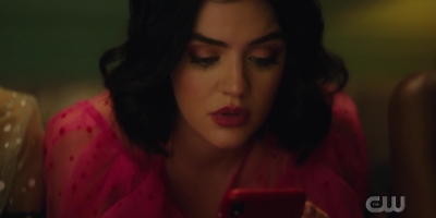 katy_keene_s01e03_1080p_webrip_x264-xlf_1899.jpg
