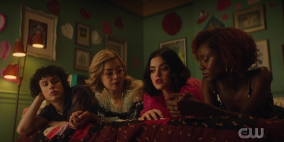 katy_keene_s01e03_1080p_webrip_x264-xlf_1902.jpg
