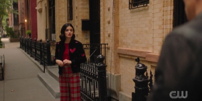katy_keene_s01e03_1080p_webrip_x264-xlf_2117.jpg