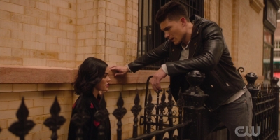 katy_keene_s01e03_1080p_webrip_x264-xlf_2131.jpg