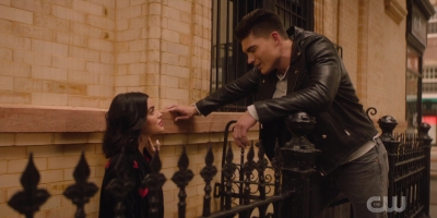 katy_keene_s01e03_1080p_webrip_x264-xlf_2136.jpg