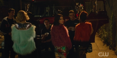 katy_keene_s01e03_1080p_webrip_x264-xlf_2445.jpg