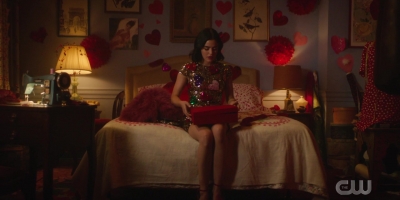 katy_keene_s01e03_1080p_webrip_x264-xlf_2482.jpg