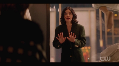 katy_keene_s01e04_internal_1080p_web_h264-hillary_0028.jpg