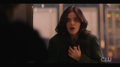 katy_keene_s01e04_internal_1080p_web_h264-hillary_0030.jpg