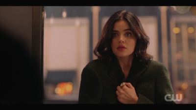 katy_keene_s01e04_internal_1080p_web_h264-hillary_0033.jpg