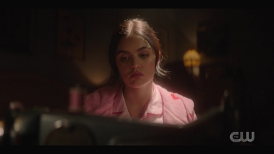 katy_keene_s01e04_internal_1080p_web_h264-hillary_0055.jpg