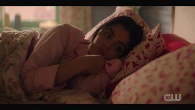 katy_keene_s01e04_internal_1080p_web_h264-hillary_0087.jpg