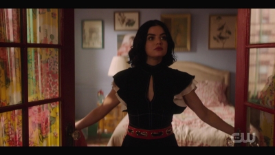 katy_keene_s01e04_internal_1080p_web_h264-hillary_0119.jpg