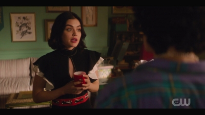 katy_keene_s01e04_internal_1080p_web_h264-hillary_0127.jpg