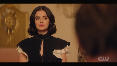 katy_keene_s01e04_internal_1080p_web_h264-hillary_0534.jpg