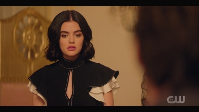 katy_keene_s01e04_internal_1080p_web_h264-hillary_0559.jpg