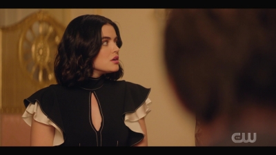 katy_keene_s01e04_internal_1080p_web_h264-hillary_0565.jpg