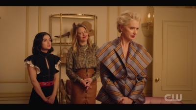 katy_keene_s01e04_internal_1080p_web_h264-hillary_0576.jpg