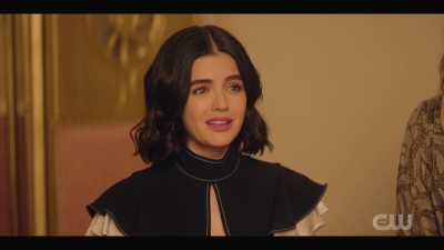 katy_keene_s01e04_internal_1080p_web_h264-hillary_0596.jpg