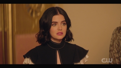 katy_keene_s01e04_internal_1080p_web_h264-hillary_0597.jpg