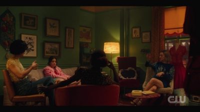 katy_keene_s01e04_internal_1080p_web_h264-hillary_0720.jpg