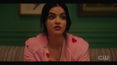 katy_keene_s01e04_internal_1080p_web_h264-hillary_0729.jpg
