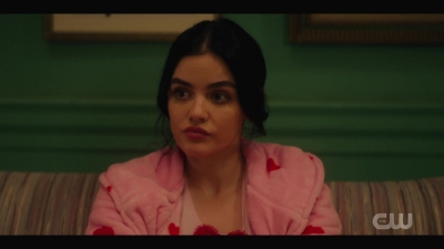 katy_keene_s01e04_internal_1080p_web_h264-hillary_0732.jpg
