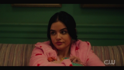 katy_keene_s01e04_internal_1080p_web_h264-hillary_0799.jpg