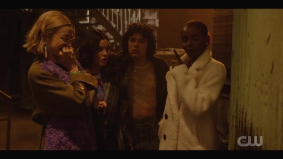 katy_keene_s01e04_internal_1080p_web_h264-hillary_1142.jpg