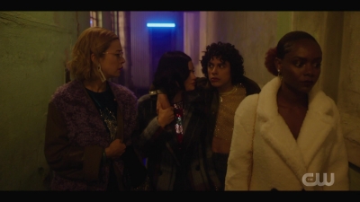 katy_keene_s01e04_internal_1080p_web_h264-hillary_1166.jpg