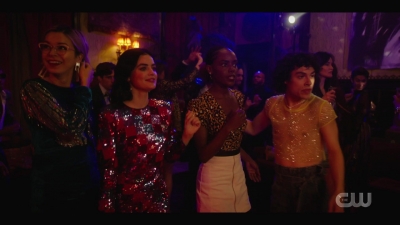 katy_keene_s01e04_internal_1080p_web_h264-hillary_1214.jpg