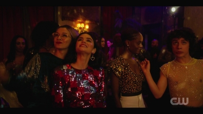 katy_keene_s01e04_internal_1080p_web_h264-hillary_1223.jpg