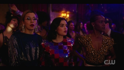 katy_keene_s01e04_internal_1080p_web_h264-hillary_1229.jpg