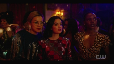 katy_keene_s01e04_internal_1080p_web_h264-hillary_1231.jpg