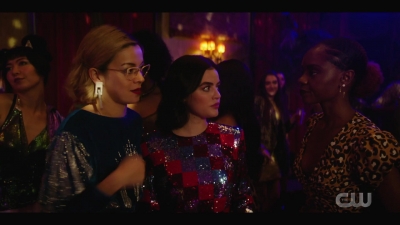katy_keene_s01e04_internal_1080p_web_h264-hillary_1233.jpg