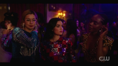 katy_keene_s01e04_internal_1080p_web_h264-hillary_1235.jpg