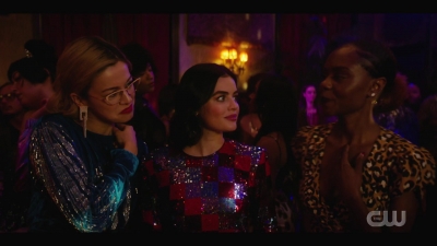 katy_keene_s01e04_internal_1080p_web_h264-hillary_1238.jpg