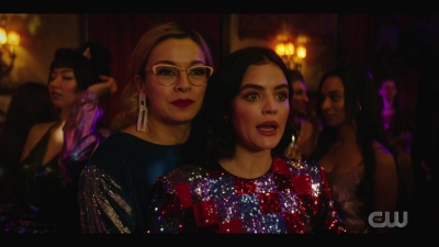 katy_keene_s01e04_internal_1080p_web_h264-hillary_1242.jpg