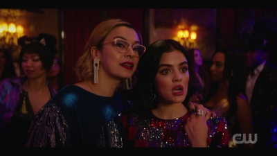 katy_keene_s01e04_internal_1080p_web_h264-hillary_1254.jpg