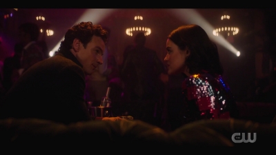 katy_keene_s01e04_internal_1080p_web_h264-hillary_1405.jpg