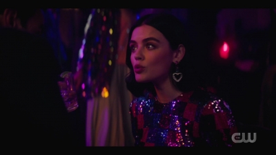 katy_keene_s01e04_internal_1080p_web_h264-hillary_1408.jpg