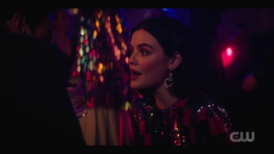 katy_keene_s01e04_internal_1080p_web_h264-hillary_1409.jpg