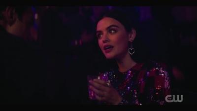 katy_keene_s01e04_internal_1080p_web_h264-hillary_1415.jpg