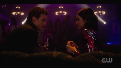 katy_keene_s01e04_internal_1080p_web_h264-hillary_1420.jpg